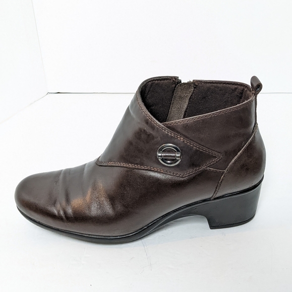 Clarks leather ankle boots - Picture 10 of 16